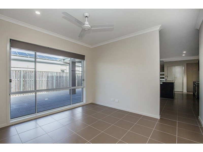 22 Pamphlet Lane, Coomera QLD 4209