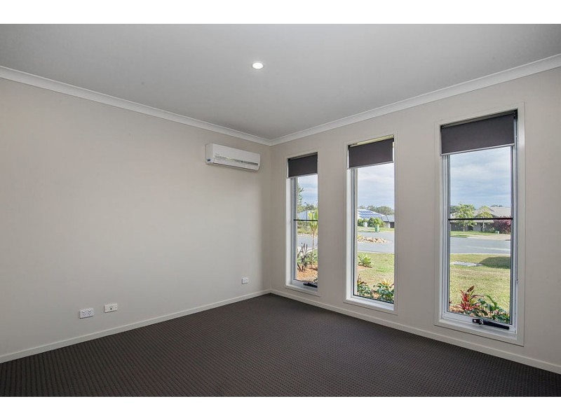 22 Pamphlet Lane, Coomera QLD 4209