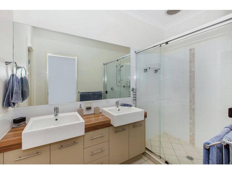 4 Pamphlet Lane, Coomera QLD 4209