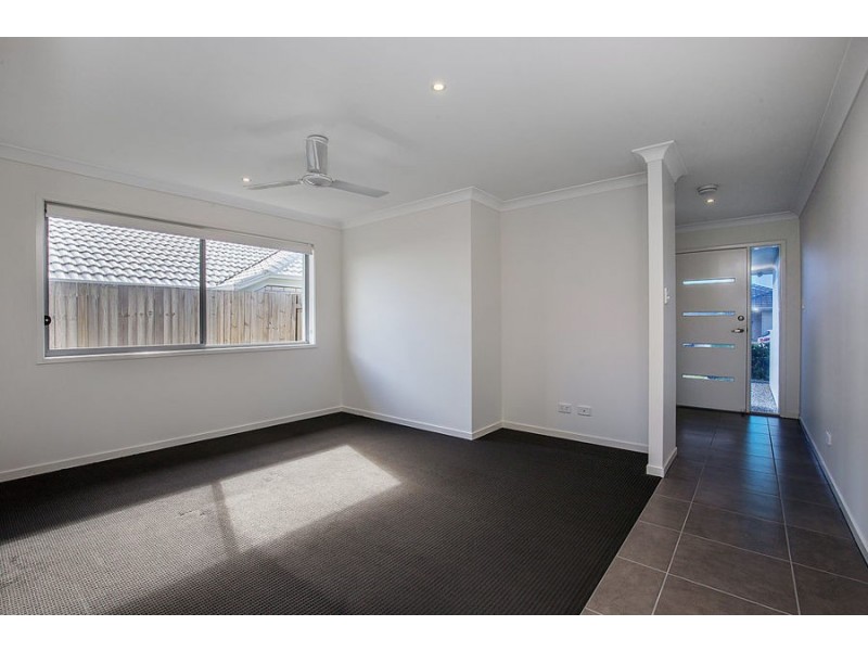 19 Tiffany Way, Pimpama QLD 4209