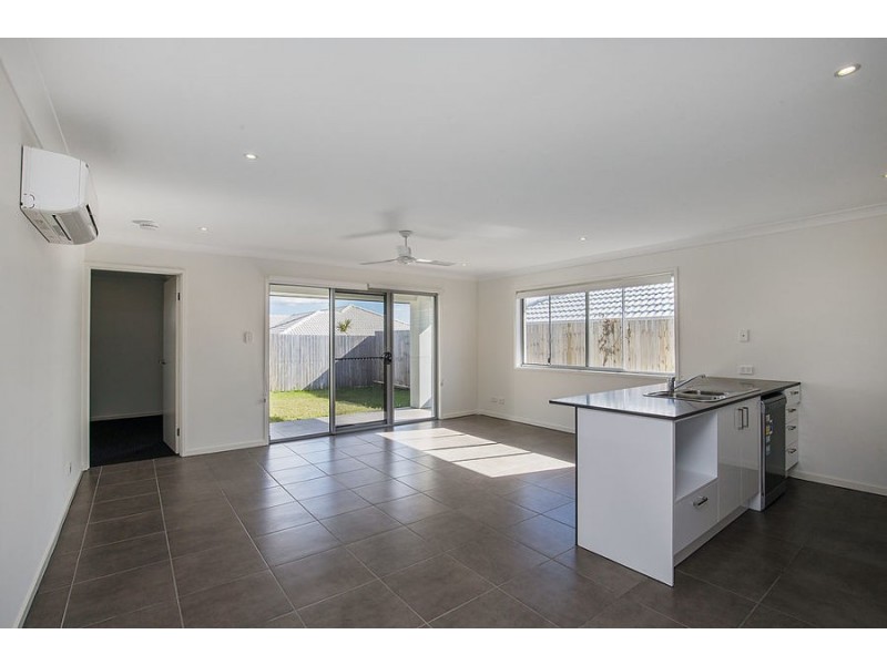 19 Tiffany Way, Pimpama QLD 4209
