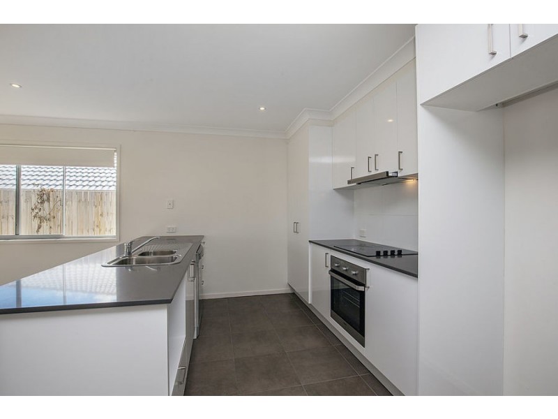 19 Tiffany Way, Pimpama QLD 4209