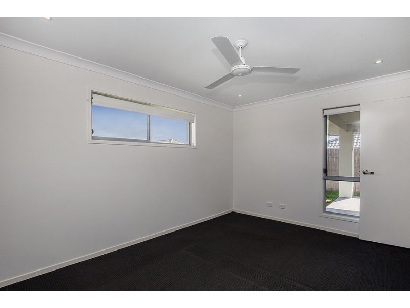 19 Tiffany Way, Pimpama QLD 4209