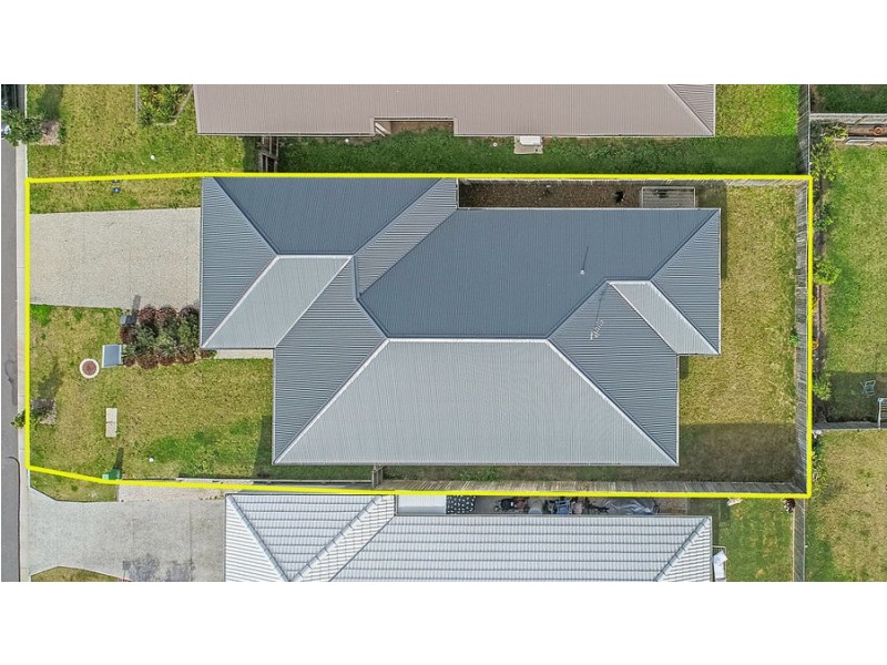 19 Tiffany Way, Pimpama QLD 4209