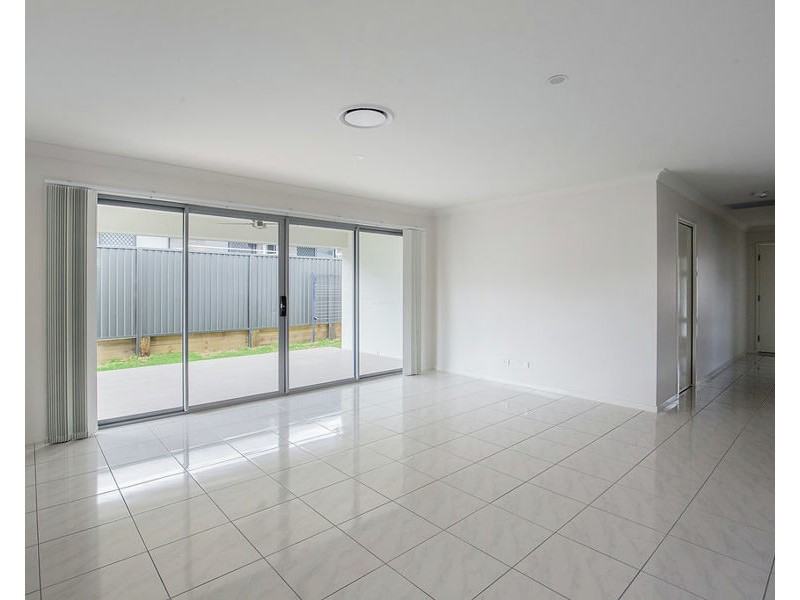 19 Spica Crescent, Coomera QLD 4209