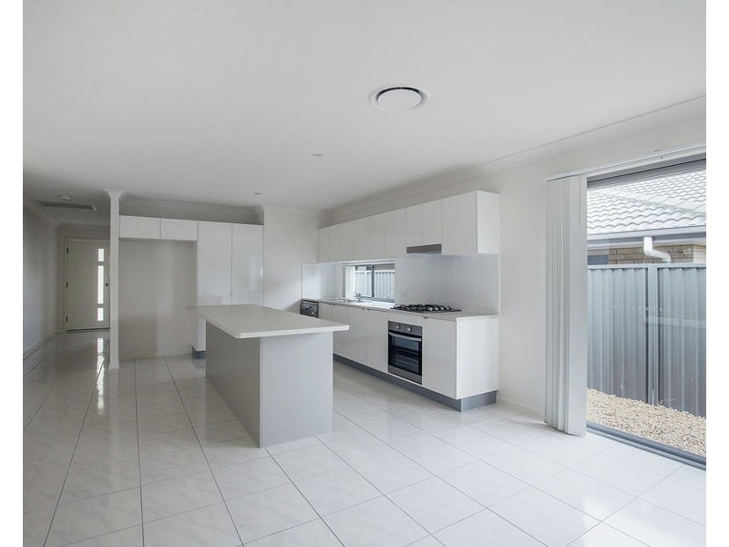 19 Spica Crescent, Coomera QLD 4209