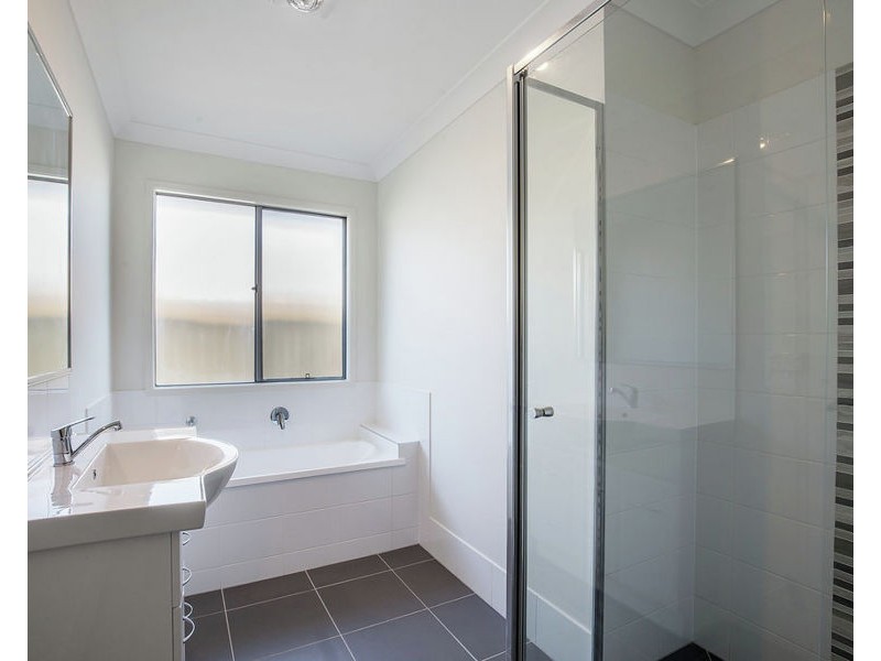 19 Yale St, Pimpama QLD 4209