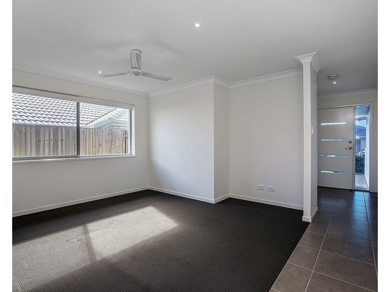 19 Tiffany Way, Pimpama QLD 4209