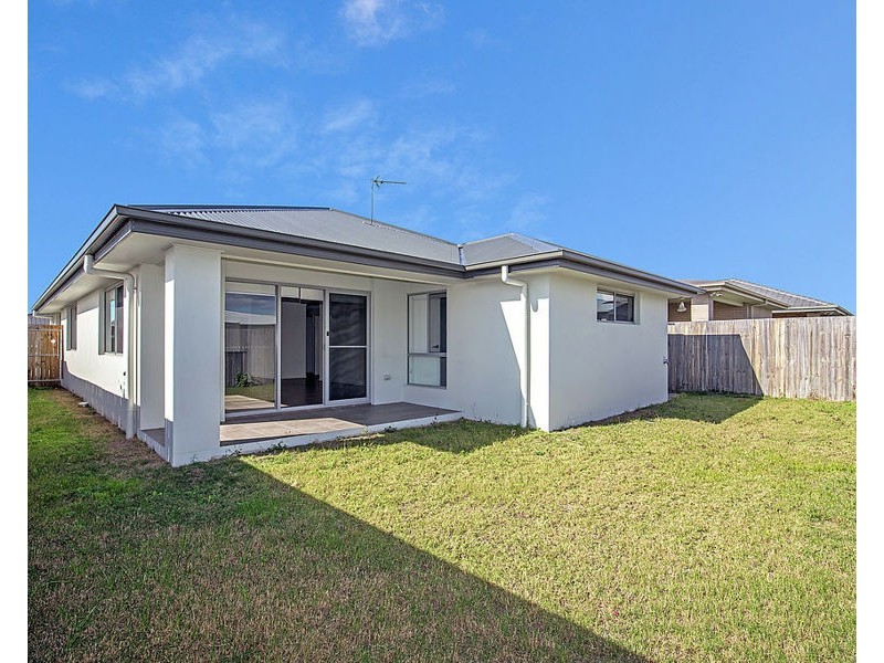 19 Tiffany Way, Pimpama QLD 4209