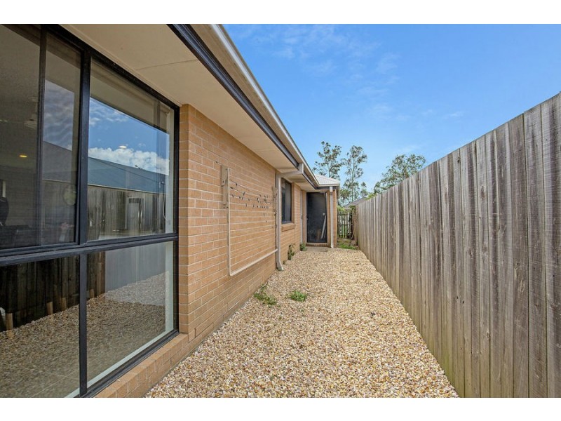 7 Silver Gull Street, Coomera QLD 4209