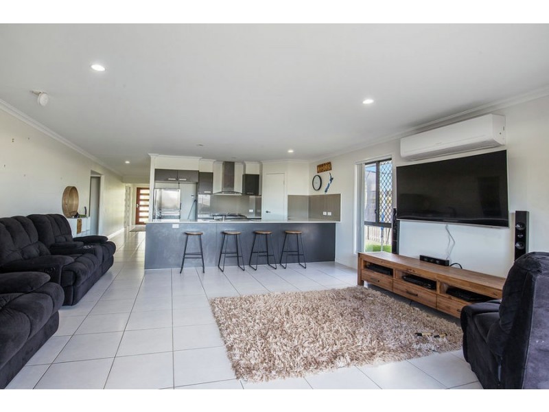 49 Jindalba Drive, Coomera QLD 4209