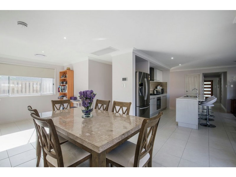 17 Saltwater Street, Pimpama QLD 4209