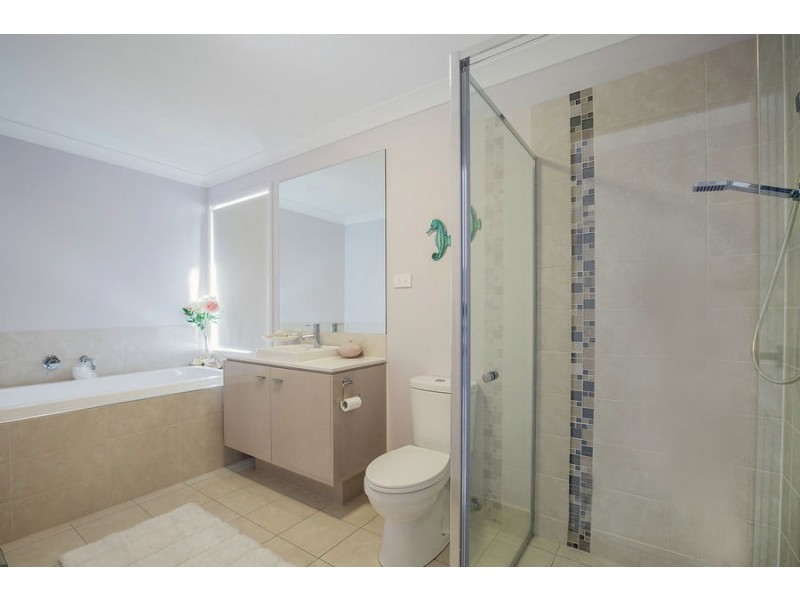 17 Saltwater Street, Pimpama QLD 4209