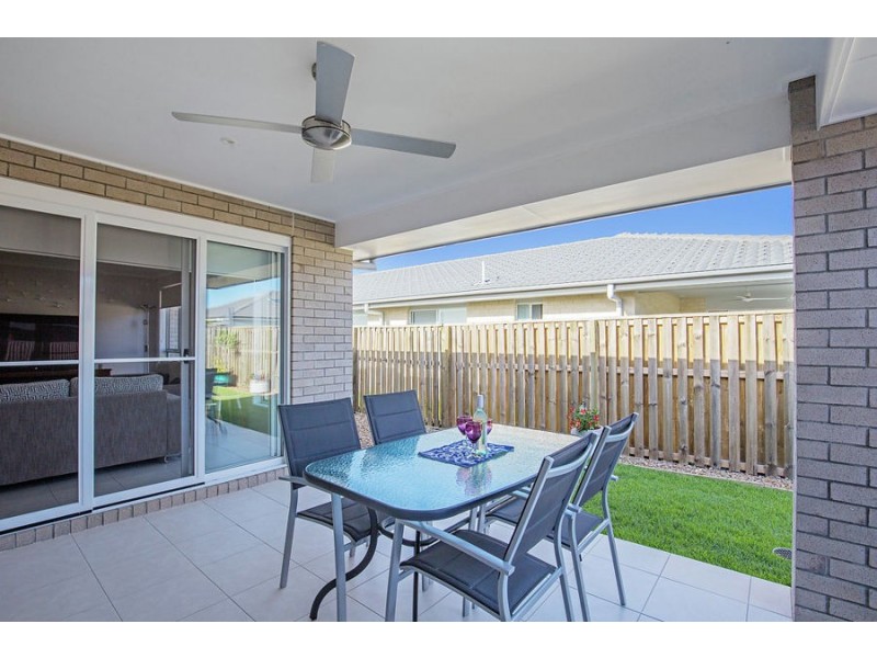 17 Saltwater Street, Pimpama QLD 4209