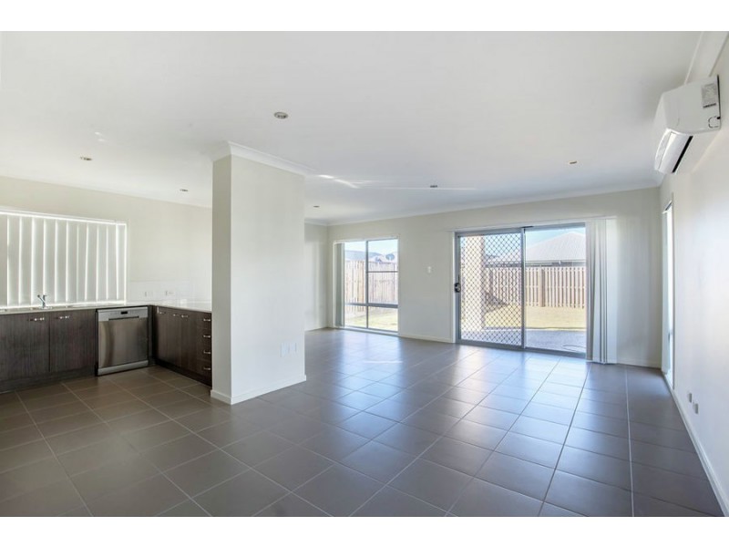 5 Gatina Crescent, Coomera QLD 4209