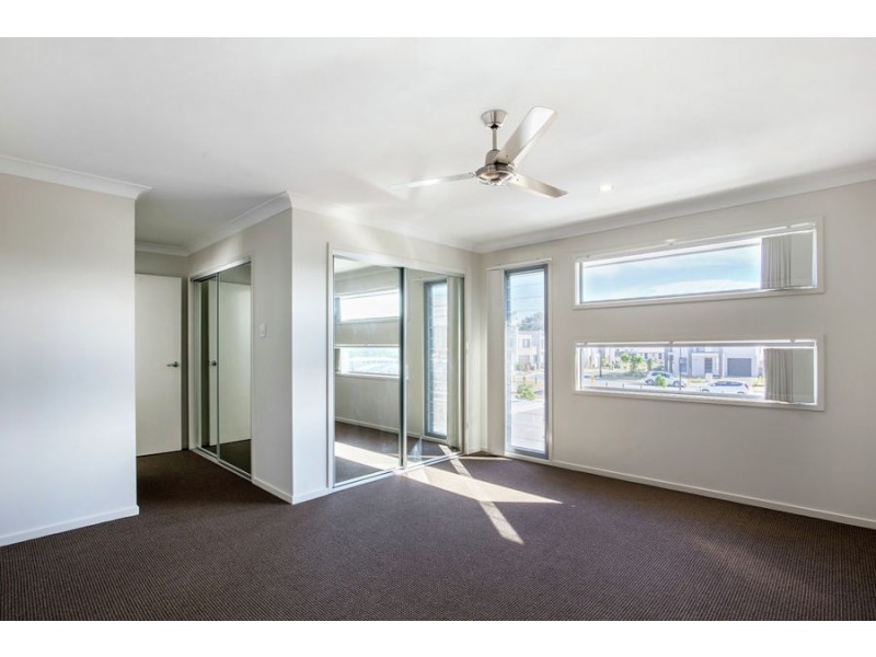 5 Gatina Crescent, Coomera QLD 4209