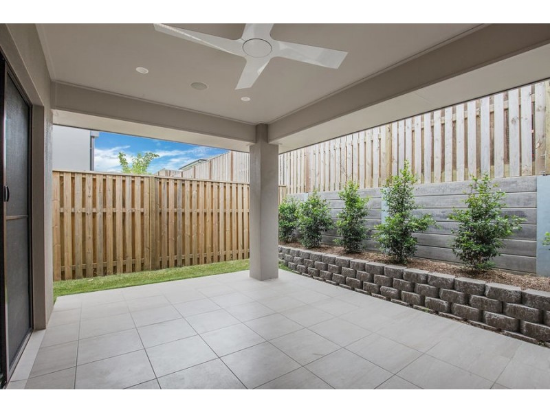 11 Melville Drive, Pimpama QLD 4209