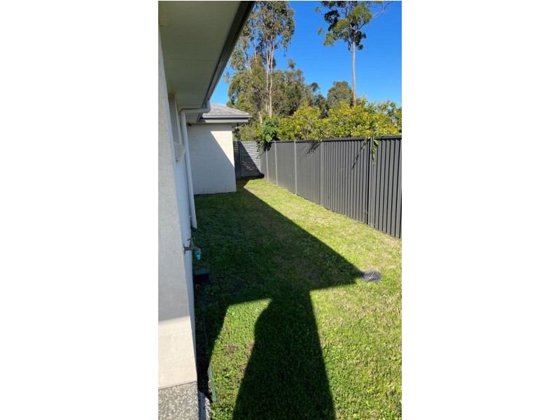 20 Azure Way, Coomera QLD 4209