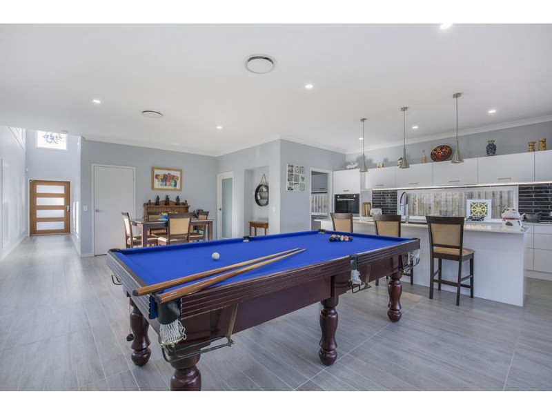 14 Melville Drive, Pimpama QLD 4209