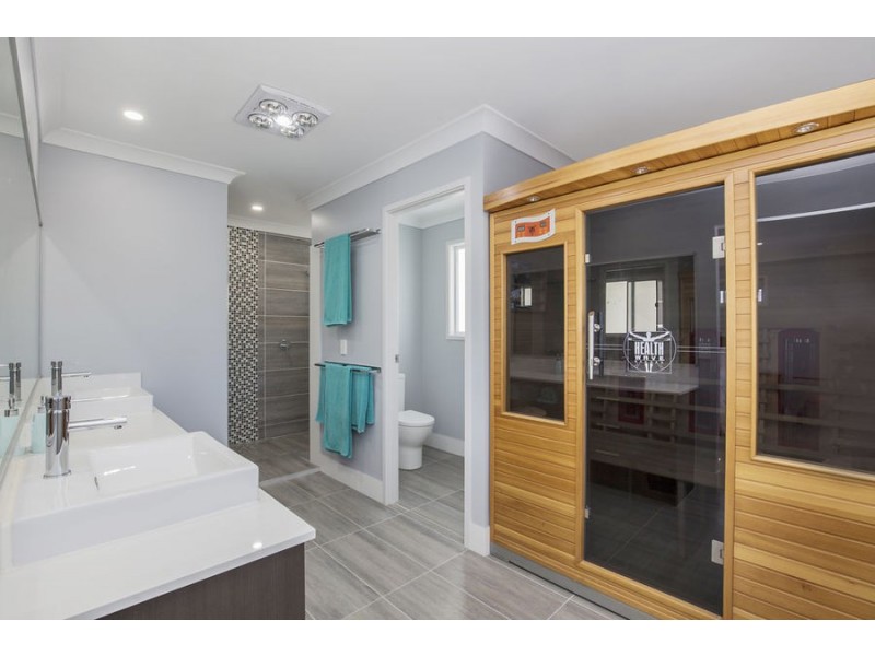 14 Melville Drive, Pimpama QLD 4209