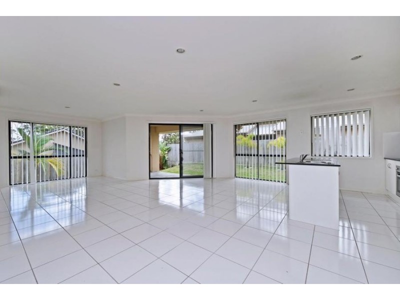 40 Valda Ave, Coomera QLD 4209