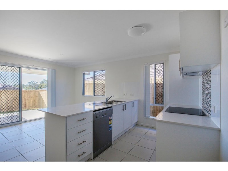 12 Graham St, Pimpama QLD 4209