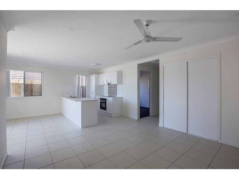 12 Graham St, Pimpama QLD 4209