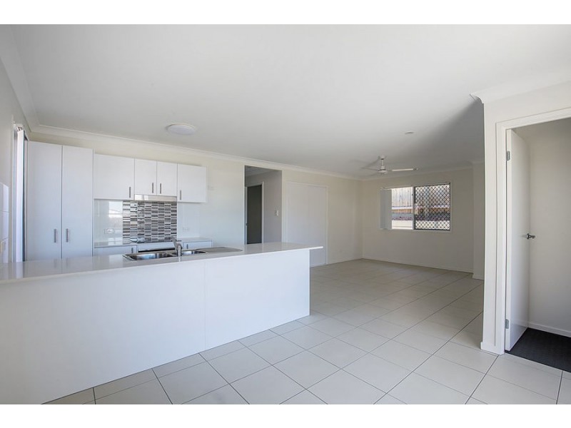 12 Graham St, Pimpama QLD 4209