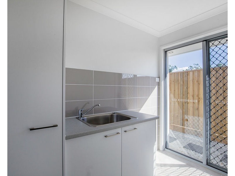 8 Barak St, Pimpama QLD 4209