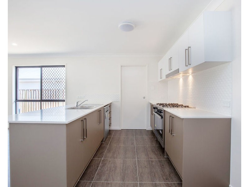 35 Moorinya Circuit, Pimpama QLD 4209