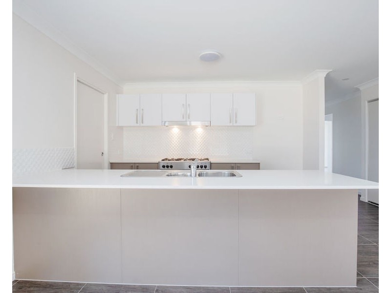 35 Moorinya Circuit, Pimpama QLD 4209