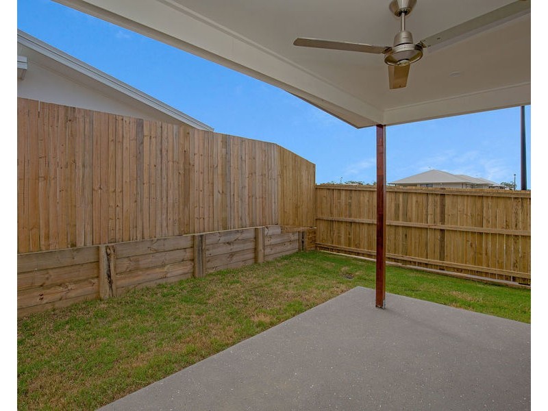 6 Ewan St, Pimpama QLD 4209