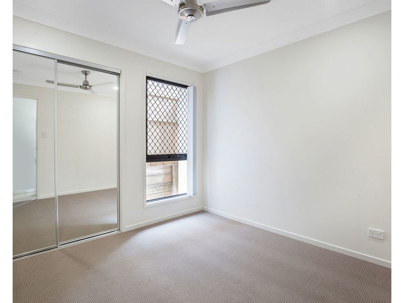 6 Ewan St, Pimpama QLD 4209