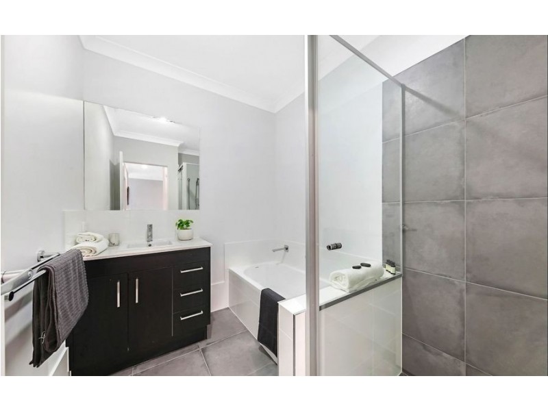 5/31 Jotown Drive, Coomera QLD 4209