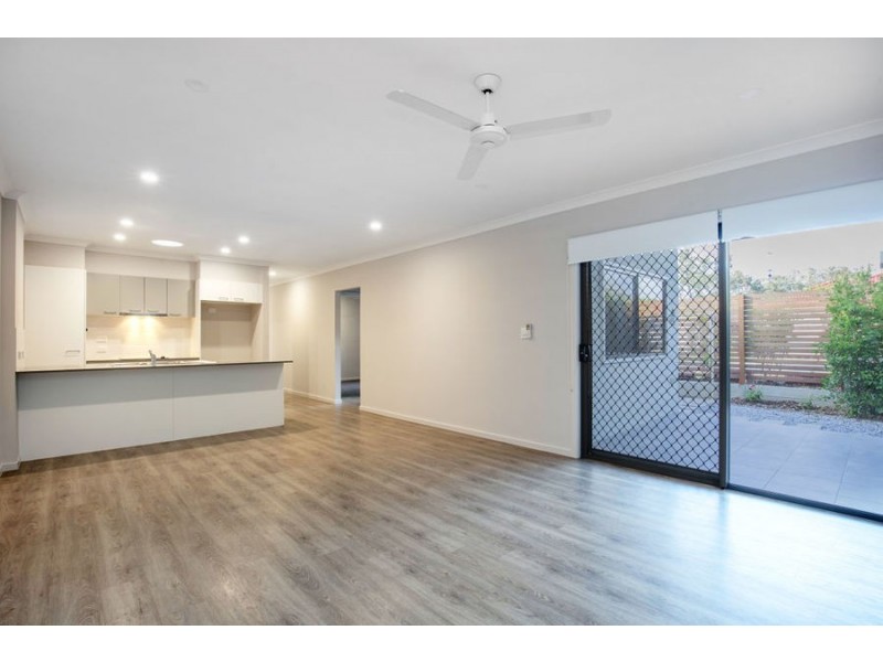 1/30 Taurus Circuit, Coomera QLD 4209