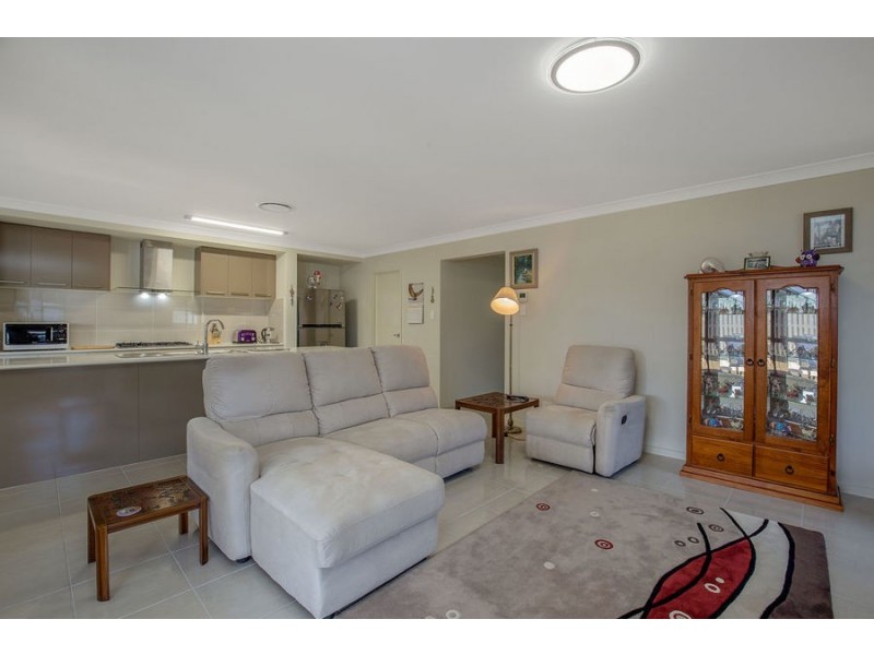 2 Longstaff Crescent, Pimpama QLD 4209