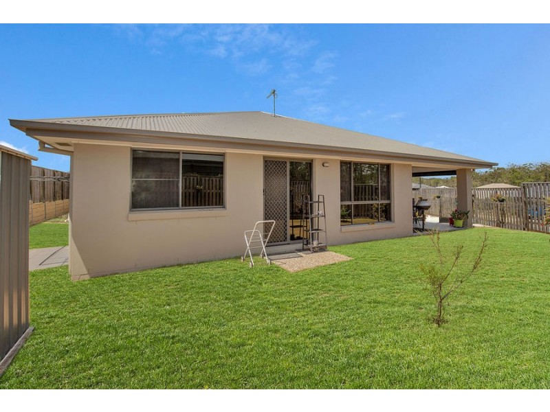 2 Longstaff Crescent, Pimpama QLD 4209