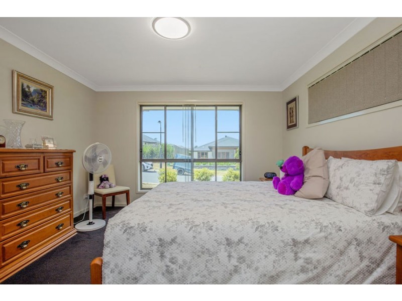 2 Longstaff Crescent, Pimpama QLD 4209