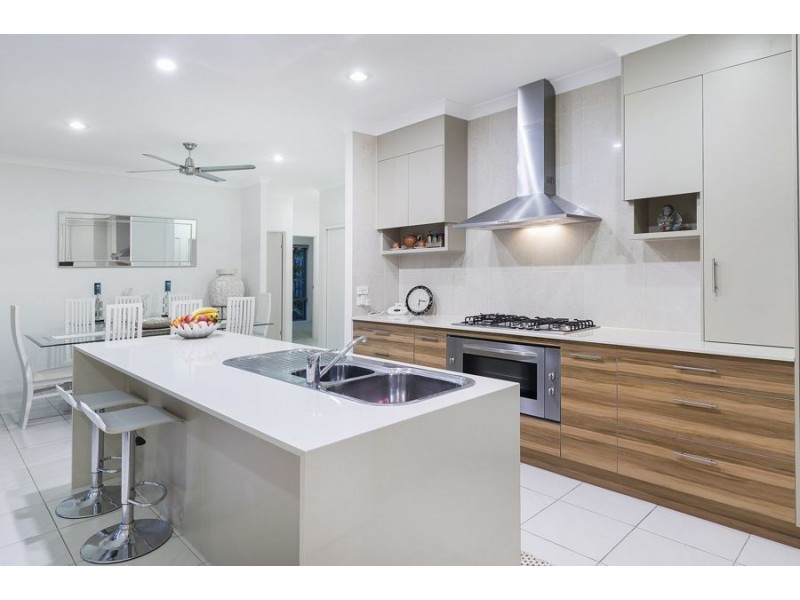 2 Orlando Drive, Coomera QLD 4209