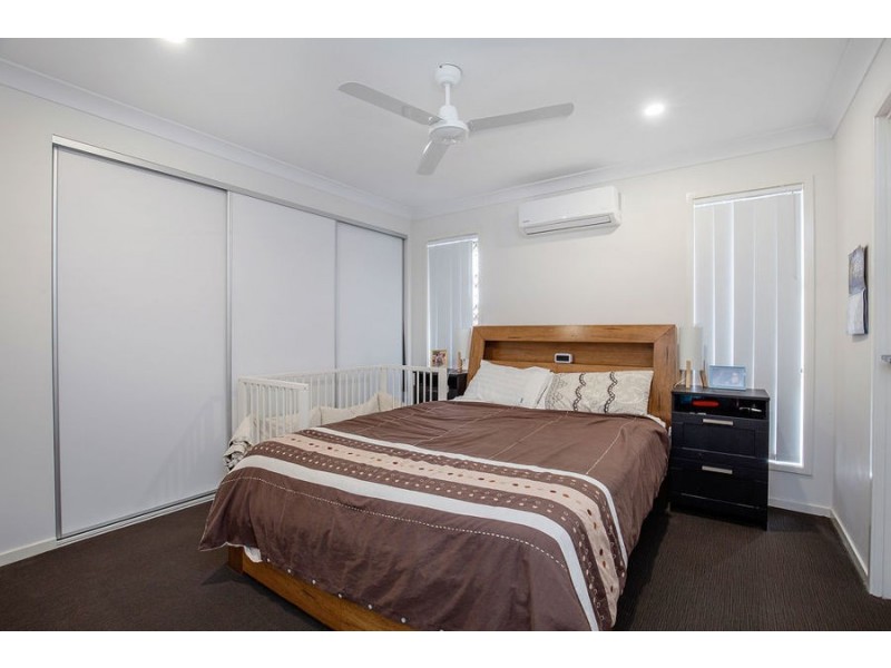 52 Dixon Drive, Pimpama QLD 4209