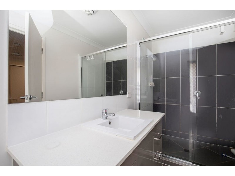 52 Dixon Drive, Pimpama QLD 4209