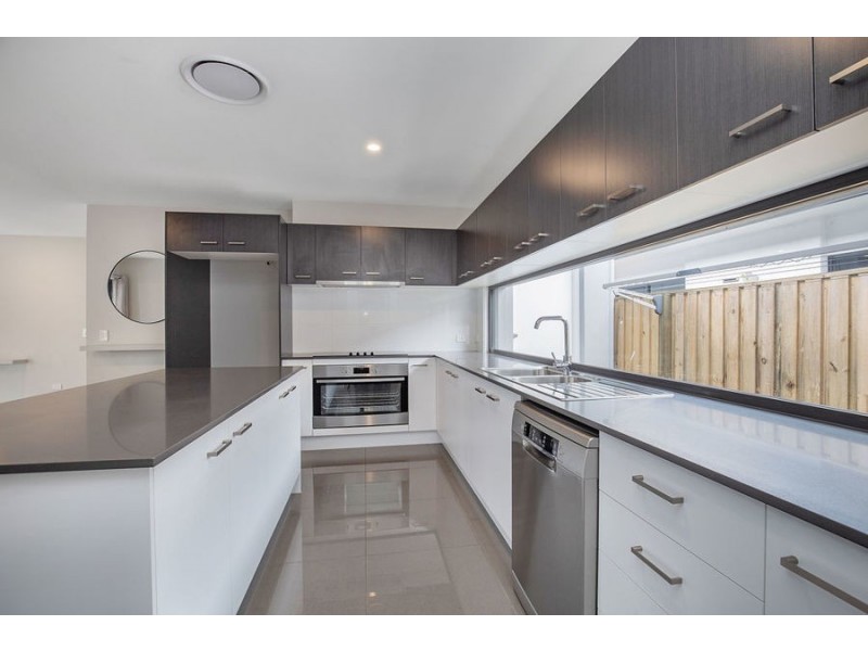 54 Lindeman Street, Pimpama QLD 4209