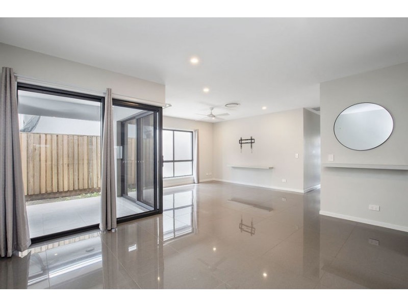 54 Lindeman Street, Pimpama QLD 4209