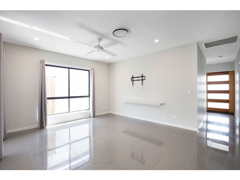 54 Lindeman Street, Pimpama QLD 4209