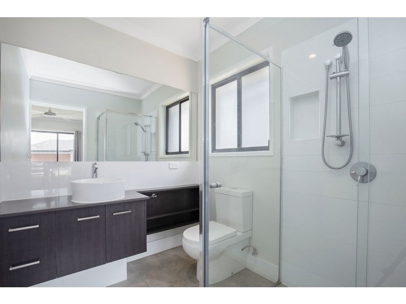 54 Lindeman Street, Pimpama QLD 4209