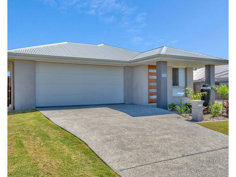 68 Great Sandy Circuit, Pimpama QLD 4209