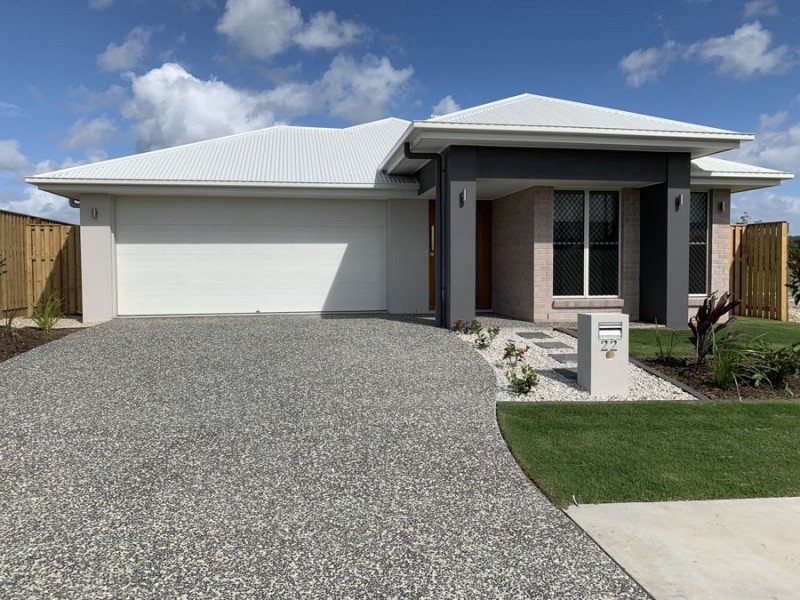 22 Coral St, Pimpama QLD 4209