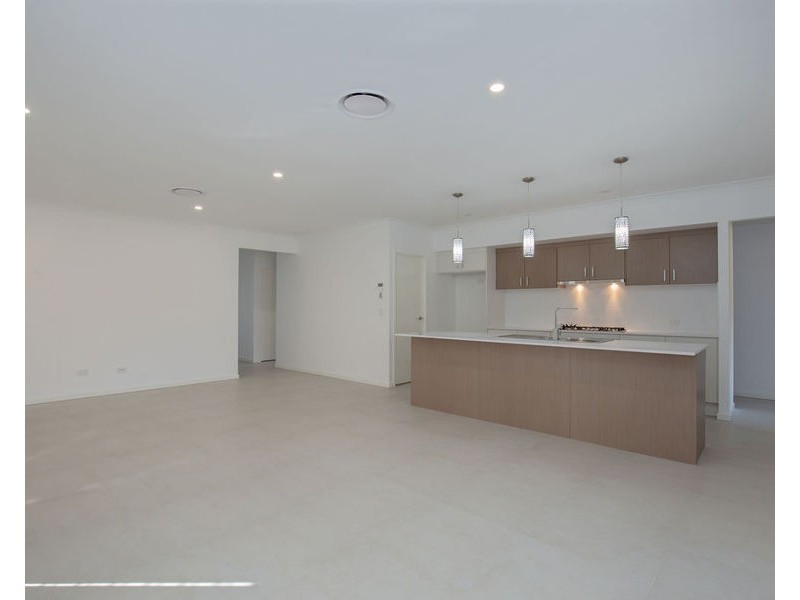 86 Girtin Circuit, Pimpama QLD 4209