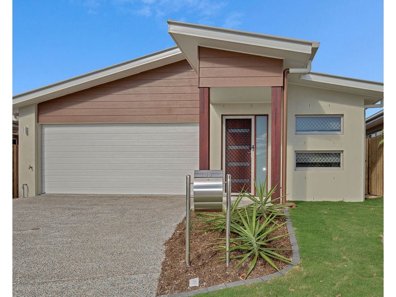 55 Oxford St, Pimpama QLD 4209