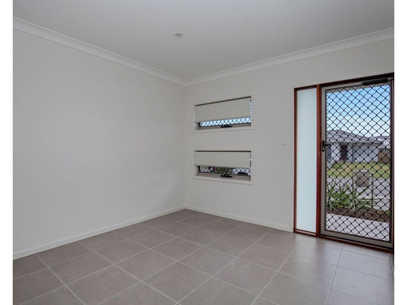 55 Oxford St, Pimpama QLD 4209